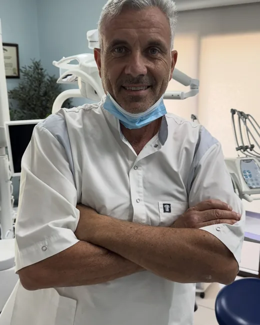 Dr. Paul Zacharakis